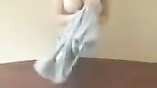 The chick with big milk is giving a master class