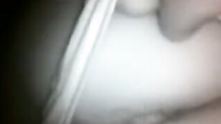 It was possible to fuck the chick in the pussy at night on cam