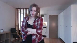 Babe gets her pussy wet with a big dildo in a steamy solo session