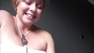 An experienced woman shows the way to follow your desires - a steamy lesson