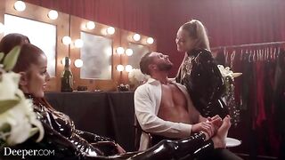Latex-wearing threesome with Avery and Vanna, brought to you by Deeper