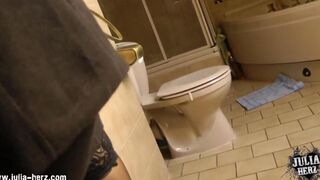 A beautiful woman has sex at her home with her boyfriend