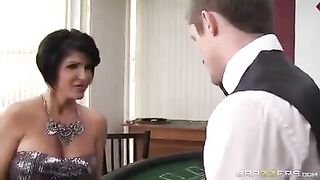 A hot gambler lady lost her pussy and mouth while playing cards