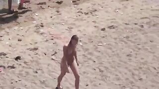 A pair of passionate lovers who love to get naked on the sea