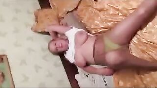 A pregnant woman exposed her tits to the photographer in a steamy homemade shot