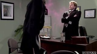 The boss pulled his subordinate to fuck in the office