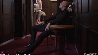 A charming blonde shows her professional skills in this hot video
