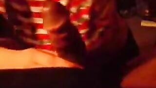 A sexy girl made a blowjob right in her home for her boyfriend