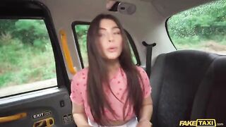 The angry girlfriend is very horny and fucks in the car