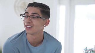 A young guy was stuck on his stepmom’s big boobs