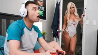 A woman wants a guy to fill her with sperm
