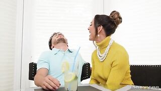 The classy lady from the suburbs gets her pussy filled with cum