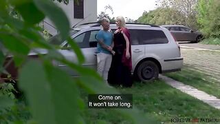 Blonde mature in unexpected car sex situation