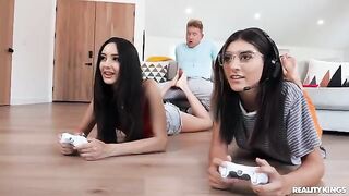 I encouraged my gamer BF by fucking in his room with roomies