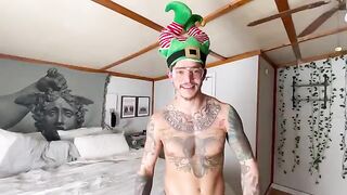 Christmas creampie with a passionate and intense session