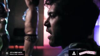 Dancer Jewelz Blu gets destroyed by the barman’s huge dick
