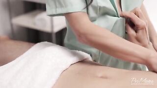 A happy end is guaranteed after this sensual oily massage!