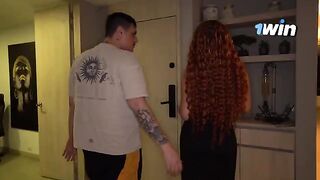 This is how you should enjoy having a big ass