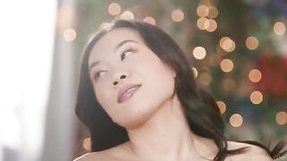 An Asian tastes the sweetest pussy juice ever