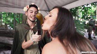 A nice picnic in the fresh air ends with a blowjob