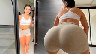 The girl shakes her round ass for the delivery man to fuck it