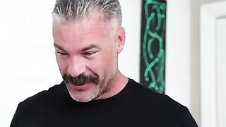 The mouth of the truce, or a blowjob is like a betrayal