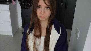 A beautiful girl made a blowjob to lift the mood