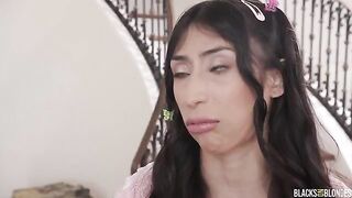 He played his dick on a young and hot girl