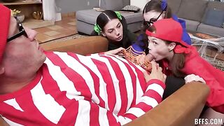 My eyes are darting around from the choice of pussies - Foursome action on the couch