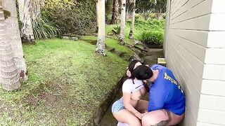 The sexy woman was licked by an ancestor in a passionate encounter