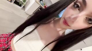 A stepdaughter is ready to show her body to her stepdad