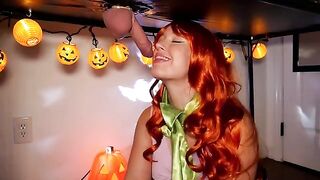 I set the rhythm with my lips, you just moan - a spooky Halloween treat