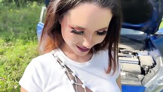 A fit girl had sex right in the car, it was great