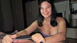 Girl agreed to spin the bottle and sucked dick on the party