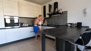 She squirts and rewards me with a blowjob for my new clitoral sucking skill! (Dialoghi Italiano)