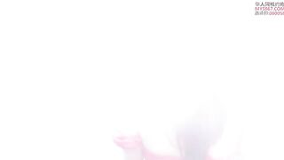 NicoLove had a sensual sex in the bathtub filled with water