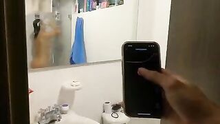 I tried not to cum in public using Lovense Lush, but I couldn’t resist